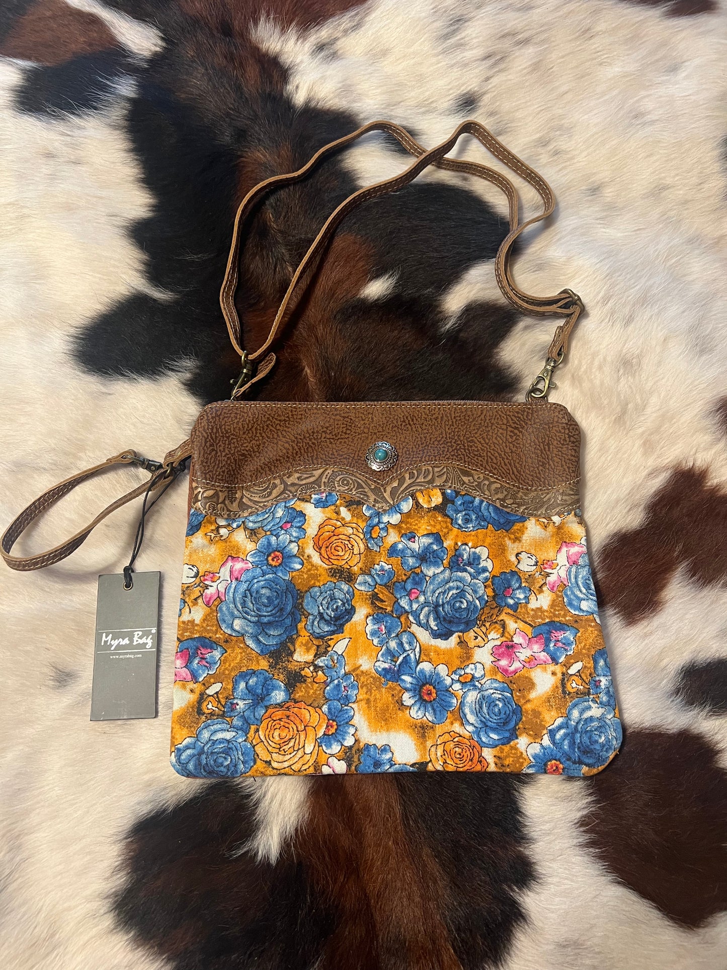 Myra Crossbody