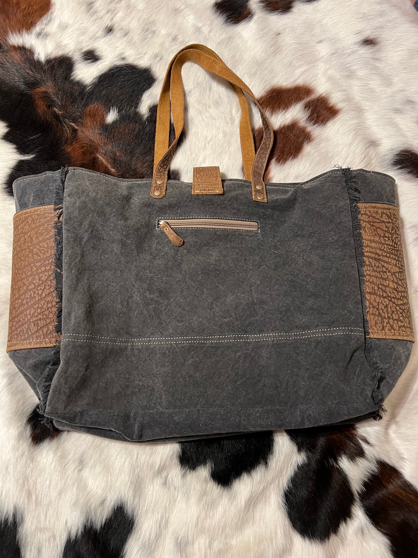 Myra Bag Weekender